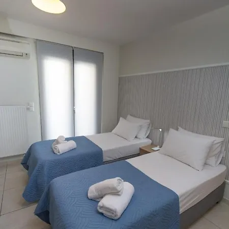 Spacious Fully Equipped 3Bd 2Bath Apt In The Heart Of City With Balconies Ac And Fast Wifi #1 Heraklion  Exterior photo