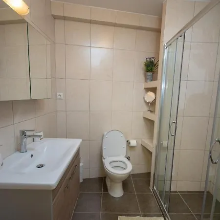 Spacious Fully Equipped 3Bd 2Bath Apt In The Heart Of City With Balconies Ac And Fast Wifi #1 Heraklion  Exterior photo
